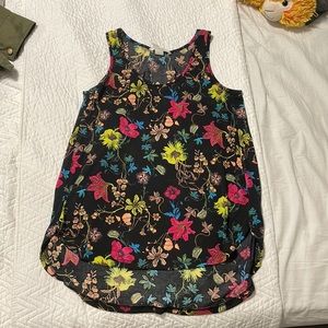 Black floral tank top